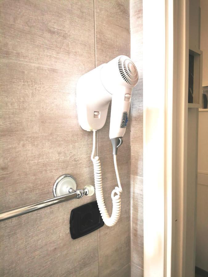Bed and Breakfast Cinema House 2 Рим Екстер'єр фото