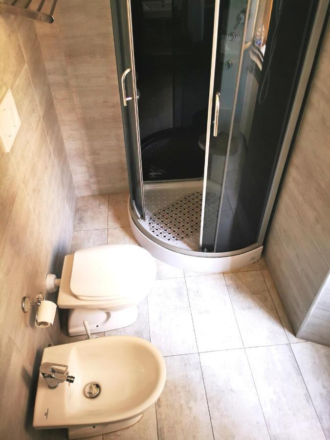 Bed and Breakfast Cinema House 2 Рим Екстер'єр фото